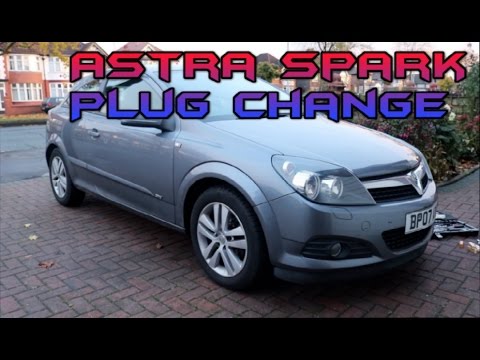 Vauxhall Astra 1.6 Spark Plug Change