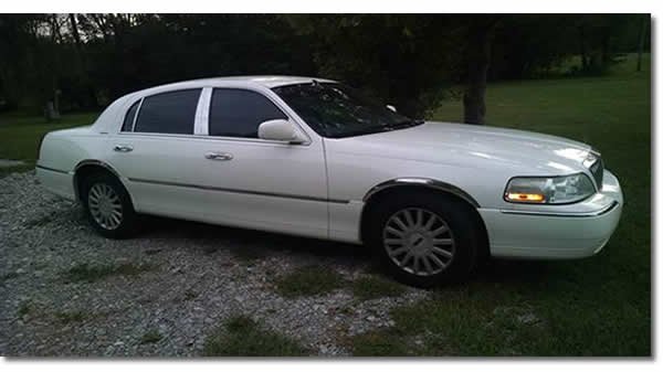 2002 Lincoln Towncar