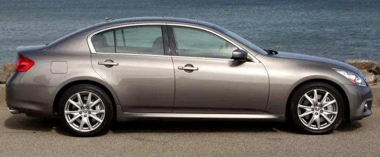 2011 Infiniti G37
